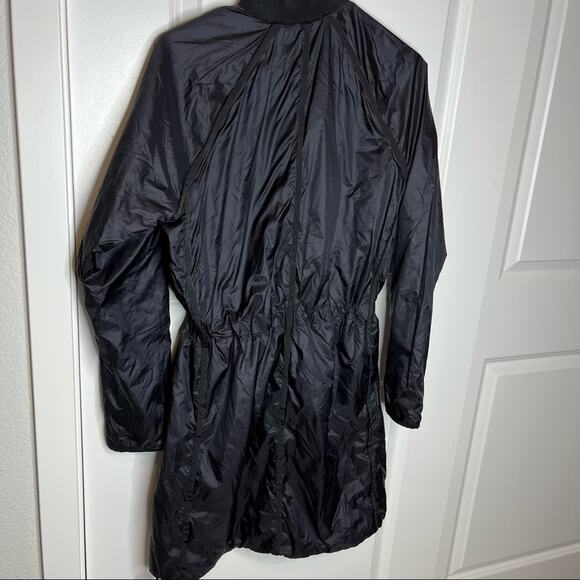 Athleta Summit Black Insulated Longline Parka Rain Jacket Size Small - Picture 9 of 9